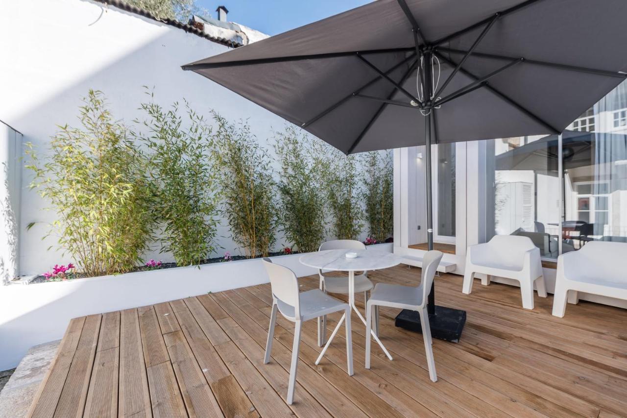 Backyard Palace Terrace OOporto Esterno foto