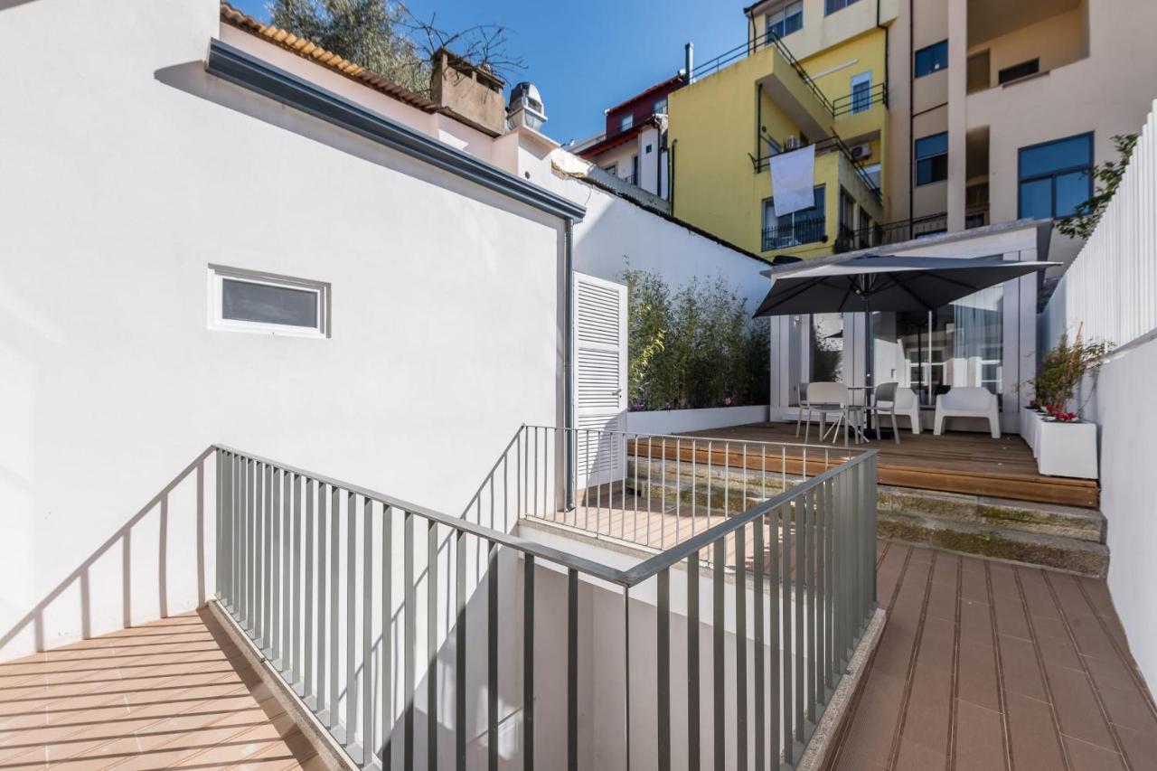 Backyard Palace Terrace OOporto Esterno foto